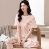 أطقم بيجامات نسائية بأكمام قصيرة