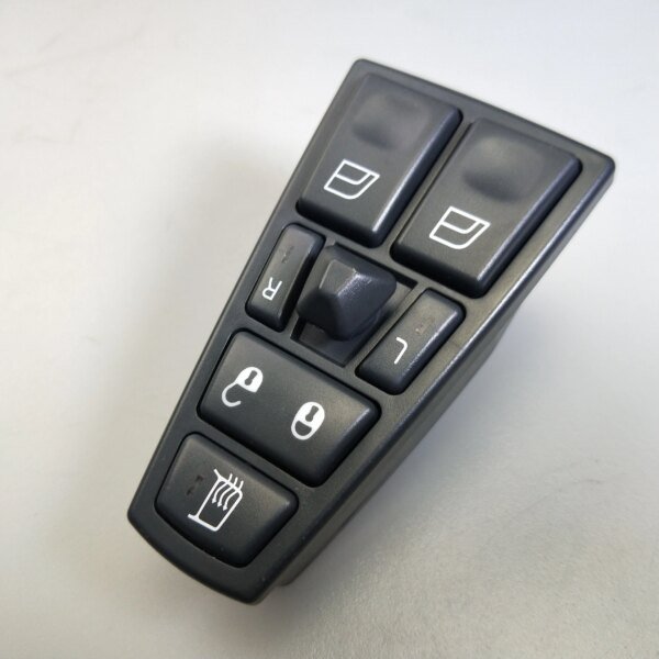 قطع غيار لشاحنات فولفو VOE 20752918 باب لوحة التحكم