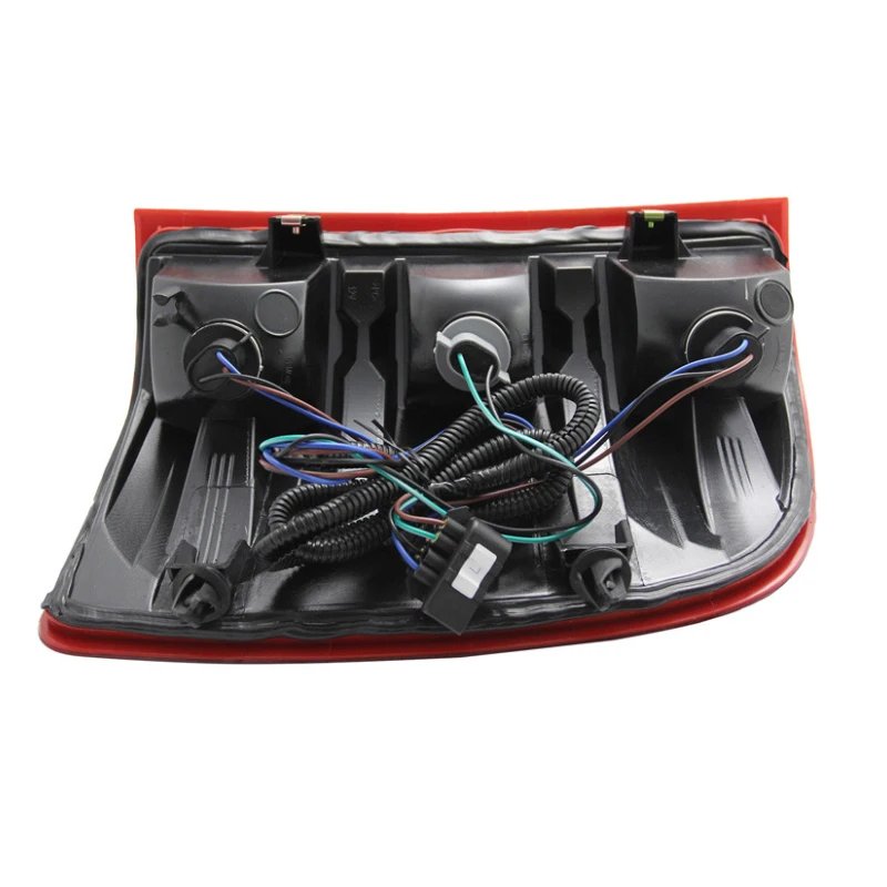 مصباح ذيل المصد الخلفي للسيارة ، توقف الفرامل ، مصابيح الهالوجين الخلفية ، مصباح شيفروليه سيلفرادو ، من من من من من الخلف ، من من من من الخلف