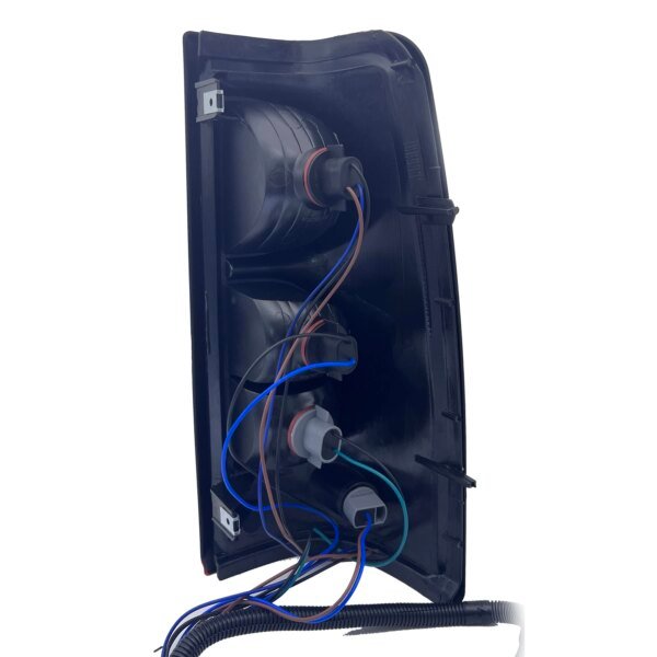 121416-xuqu1i.jpg مصباح هالوجين مع مسنن سلكي ، مصباح فرامل لسيلفرادو-، مصباح أحمر أيمن وأيسر ، 1 144