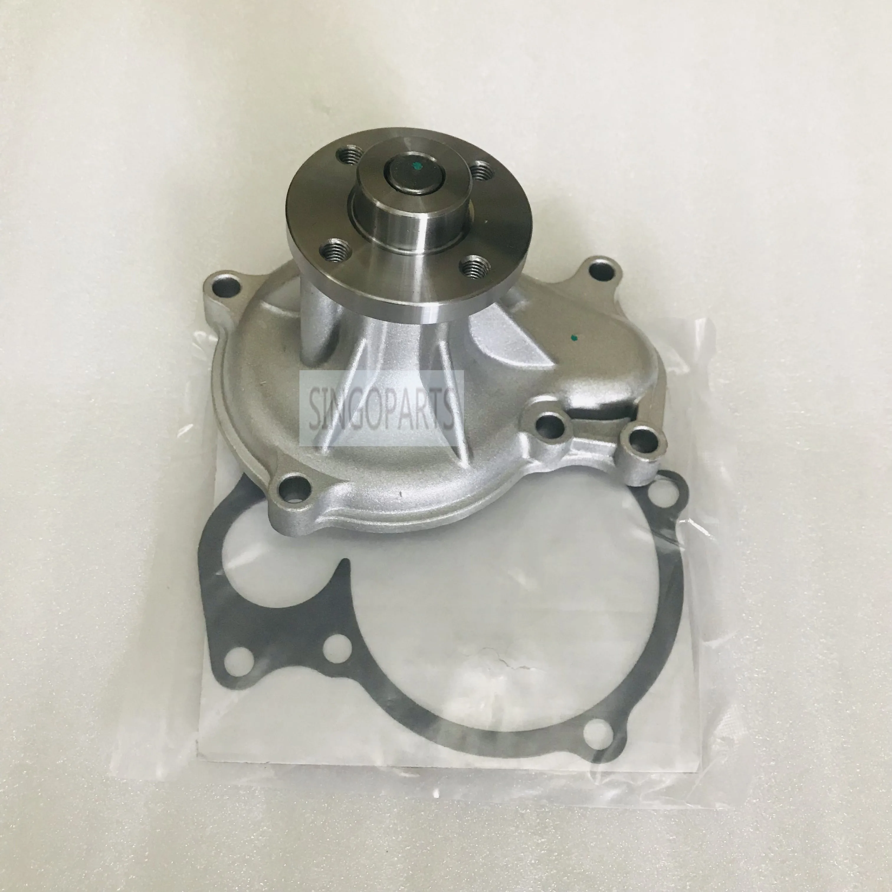 مضخة مياه المحرك تناسب محمل بوبكات ، A350 S220 S300 S5750 S850 T250 T320 ، 6680852 1K011-73034 مضخة مياه المحرك تناسب محمل بوبكات ، A350 S220 S300 S5750 S850 T250 T320 ، 6680852 1K011-73034